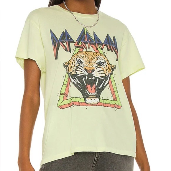 Daydreamer Beige Def Leppard Rock Til You Drop Tour Tee Women's Size Medium - Picture 1 of 5